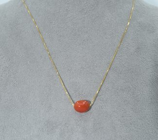 Splendida collana in Corallo Sciacca in oro 18k, un capolavoro di alta gioielleria made in italy, perfetto per un'occasione speciale. (Vista 2)