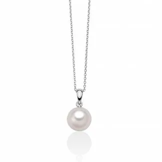 Miluna Necklace with Pearl and Diamonds