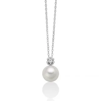 Miluna Necklace with Pearls and Diamonds in 18kt Gold