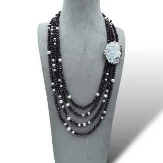 4-Strand Freshwater Pearl, Garnet & Cameo Necklace 18kt Gold