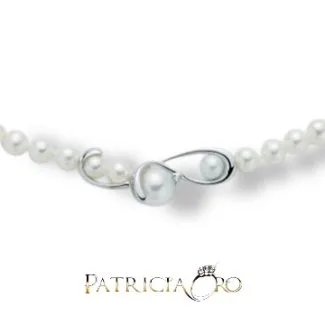 Miluna Freshwater Pearl Necklace in 18kt Gold