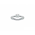 Anello Miluna Solitario in oro bianco 18kt con diamante da 0.30ct: un gioiello prezioso per celebrare momenti speciali. Scopri la collezione di gioielli diamanti.