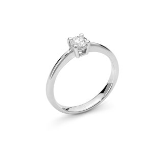 Anello Miluna Solitario in oro bianco 18kt con diamante da 0.30ct: un gioiello prezioso per celebrare momenti speciali. Scopri la collezione di gioielli diamanti. (Vista 2)