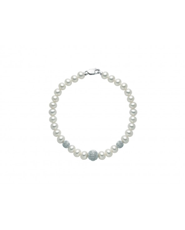 Bracciale Miluna di Perle e Diamanti: un gioiello di lusso con diamanti preziosi, perfetto per un'eleganza senza tempo.