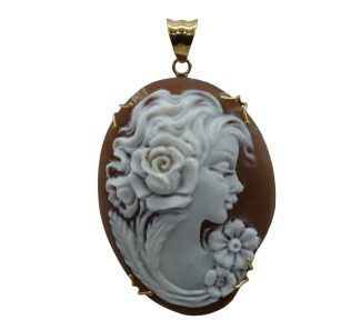 Splendido Ciondolo Cammeo da Donna con montatura in oro, un gioiello made in italy di alta gioielleria, perfetto come idea regalo preziosa.
