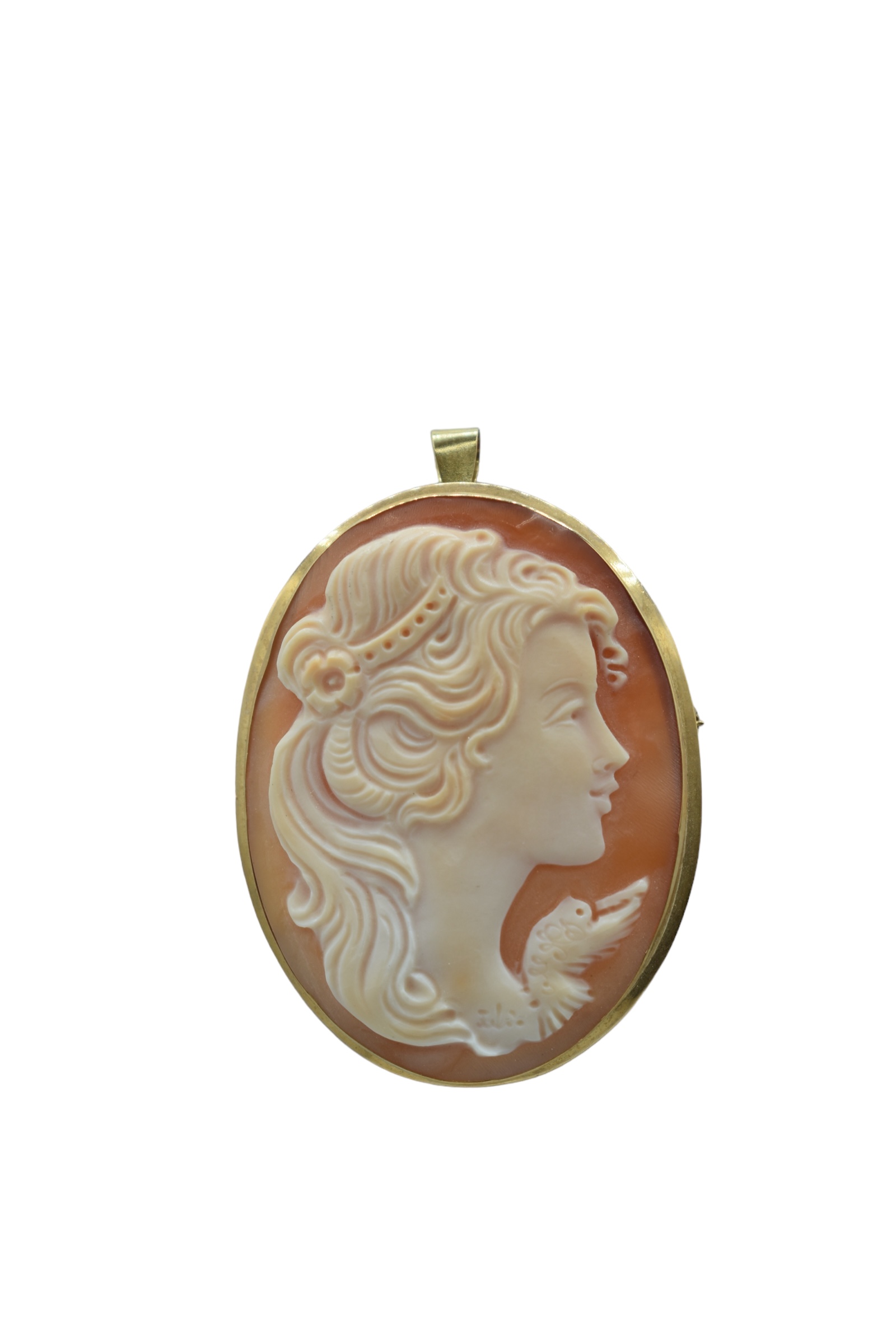 Splendido Ciondolo Cammeo da Donna con montatura in oro, un gioiello made in italy di alta gioielleria, perfetto come idea regalo preziosa.
