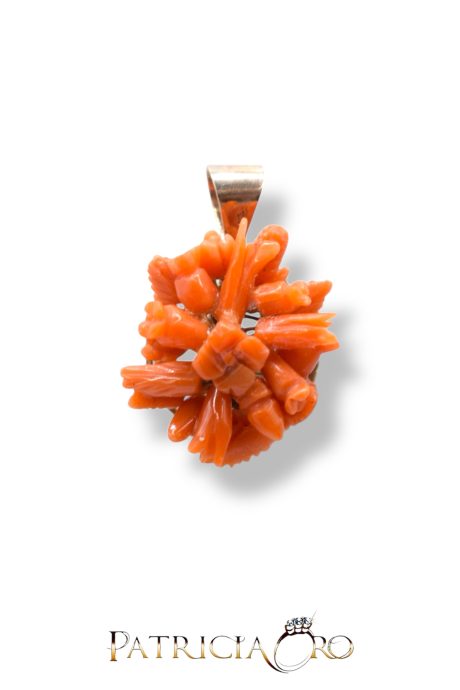 Ciondolo in Corallo Frutta e Fiori con Montatura in Oro 9k