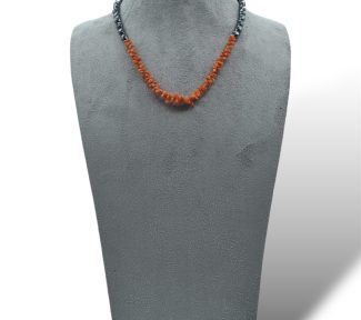 Splendida Collana Corallo Sciacca e Ematite Silver, un gioiello made in italy di Patricia Oro Creations, perfetto per un'eleganza senza tempo.