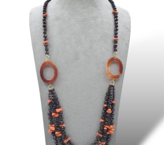 Splendida Collana Corallo Sciacca con granato, un gioiello made in italy di Patricia Oro Creations, perfetto per un'idea regalo preziosa.