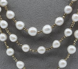 Splendida collana di perle barocche con ematite, un capolavoro di gioielli made in italy, perfetto per un'occasione speciale. (Vista 2)