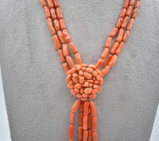 Splendida Collana Donna Corallo Sciacca, un gioiello made in italy di Patricia Oro Creations, perfetto per un regalo prezioso. (Vista 2)