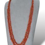 Splendida collana da donna con Corallo Sciacca, un gioiello made in italy di Patricia Oro Creations, perfetto per un'idea regalo preziosa. (Vista 2)