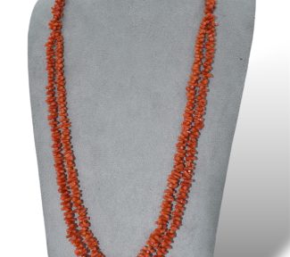 Splendida collana da donna con Corallo Sciacca, un gioiello made in italy di Patricia Oro Creations, perfetto per un'idea regalo preziosa. (Vista 2)