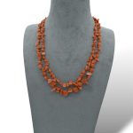 Collana da donna con corallo vero, un gioiello made in italy di Patricia Oro Creations, perfetto per un regalo prezioso.