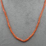 Collana girocollo da uomo in Corallo Sciacca, un gioiello made in italy di Patricia Oro Creations, perfetto per un regalo prezioso. (Vista 2)