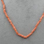 Collana girocollo da uomo in Corallo Sciacca, un gioiello made in italy di Patricia Oro Creations, perfetto per un regalo prezioso. (Vista 2)