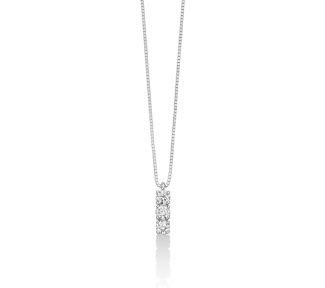 Splendida Collana Miluna in oro 18k con diamanti naturali: un gioiello di lusso per chi ama i gioielli diamanti.