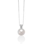 Scopri l'eleganza senza tempo della Collana Miluna con Perla e Diamanti, un gioiello di lusso perfetto per un'idea regalo preziosa.