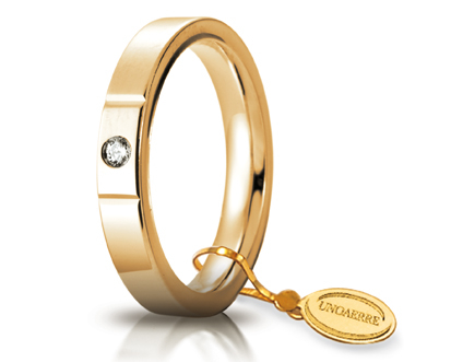 Fede UnoAerre Cerchi di Luce con Diamante: un gioiello di diamanti che incarna l'eleganza eterna e la maestria artigianale.