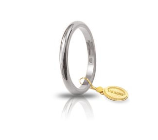 Scopri la Fede UnoAerre Francesina in oro bianco da 3gr, un gioiello di lusso perfetto per celebrare un momento speciale.