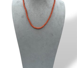 Girocollo in Corallo Sciacca da uomo, un gioiello made in italy di Patricia Oro Creations, perfetto per un regalo prezioso.