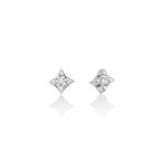 Scopri gli Orecchini Miluna in oro bianco e diamanti brillanti, un capolavoro di alta gioielleria per un'eleganza senza tempo.