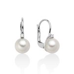 Orecchini Miluna in oro bianco con perle e diamanti: l'eleganza senza tempo dei gioielli diamanti per un regalo prezioso.