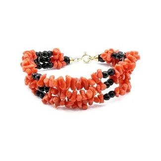 3-Strand Sciacca Coral and Onyx Bracelet