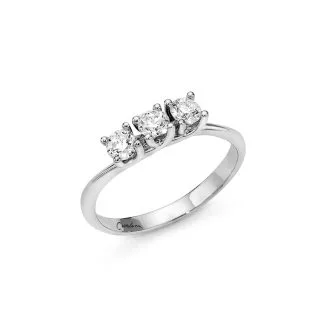Miluna Trilogy Ring in White Gold and Diamonds