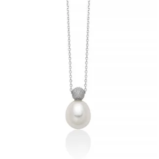 Miluna Freshwater Pearl Necklace in Satin-Finish White Gold 375/1000