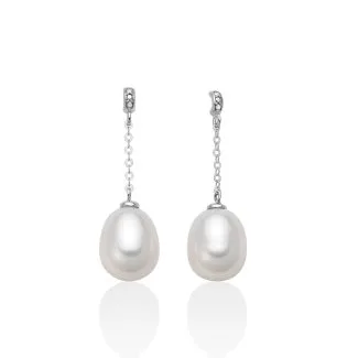 Miluna Drop Earrings in 18kt White Gold with Pearls