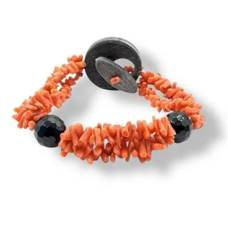 Sciacca Coral and Onyx Three-Strand Bracelet