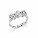 L'Anello Trilogy Fantasia Miluna, un capolavoro di alta gioielleria con diamanti brillanti e oro bianco 750, perfetto per un regalo prezioso.
