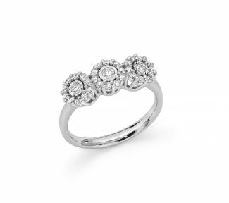L'Anello Trilogy Fantasia Miluna, un capolavoro di alta gioielleria con diamanti brillanti e oro bianco 750, perfetto per un regalo prezioso.