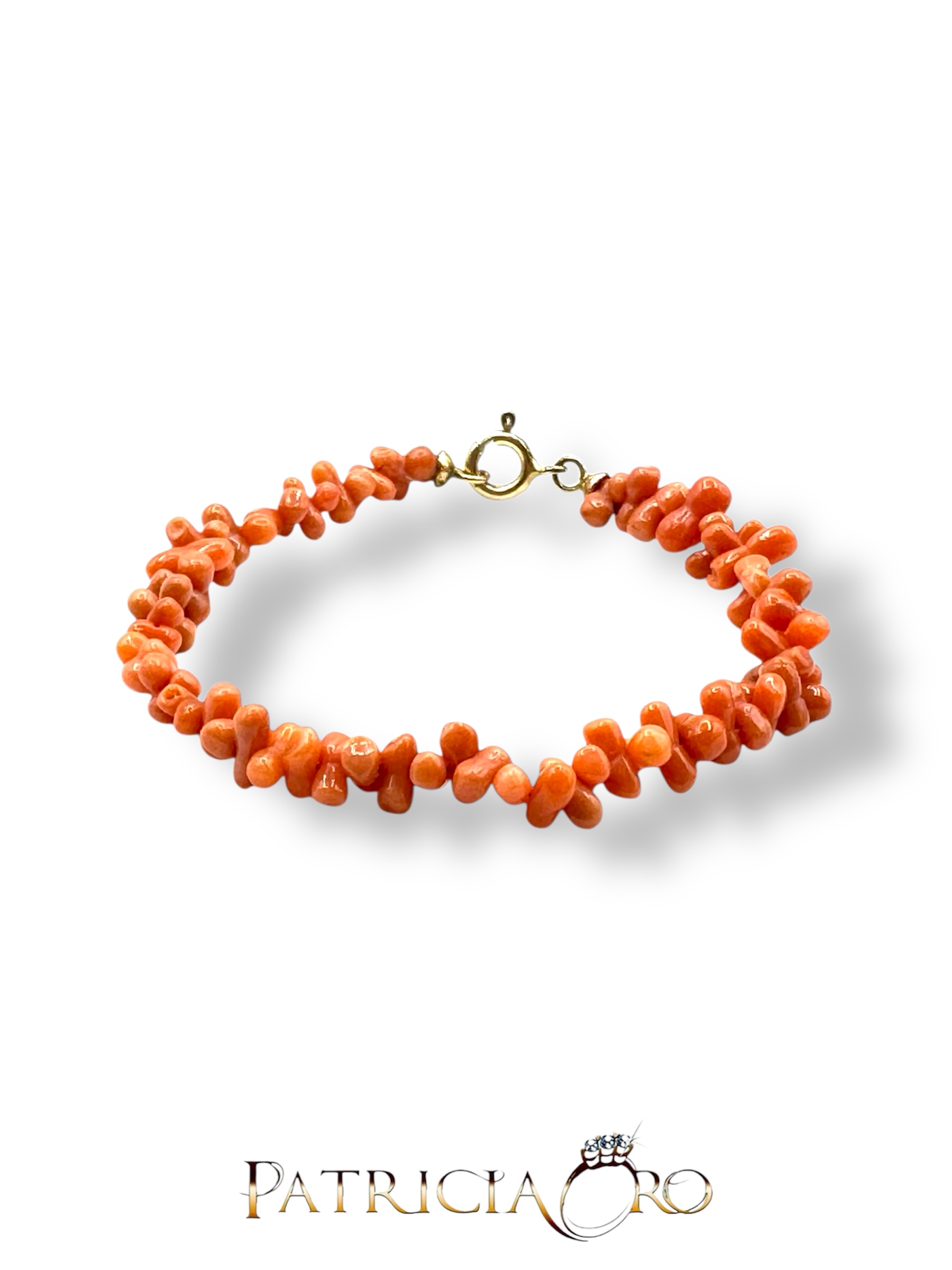 Bracciale in Corallo Sciacca - Patricia Oro Creations | Gioielleria Patricia Oro Bracciale in Corallo Sciacca di Patricia Oro Creations: un gioiello made in italy di alta gioielleria, perfetto per un regalo prezioso.