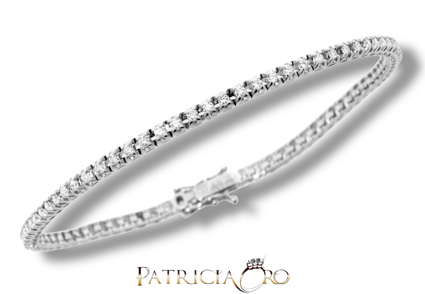 Splendido bracciale tennis con diamanti Davite&Delucchi, un gioiello di lusso perfetto per chi cerca l'eleganza senza tempo. Scopri i nostri gioielli diamanti.