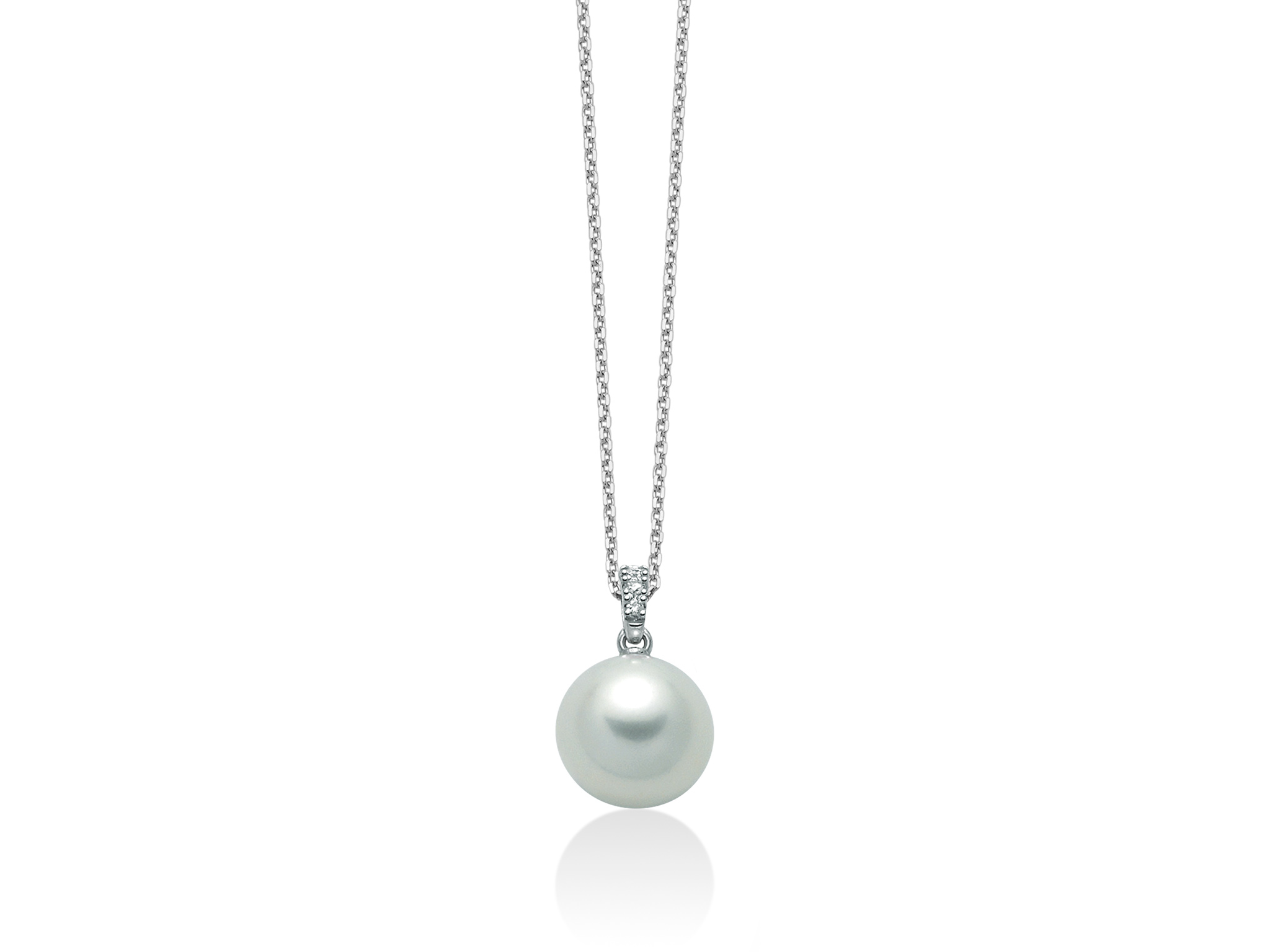 Collana Miluna: Perla, Diamanti e Oro Bianco, un gioiello di alta gioielleria con perle preziose per un'eleganza senza tempo.