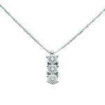 La Collana Trilogy Miluna Gioielli in Oro Bianco e Diamanti: un capolavoro di alta gioielleria, perfetto per chi cerca l'eleganza senza tempo. Scopri i dettagli di questo gioiello con diamanti preziosi.