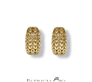 Splendidi orecchini da donna in oro 18kt, un esempio di gioielli made in italy, perfetti per un regalo prezioso.