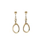 Eleganti orecchini pendenti in oro 750, un gioiello di lusso perfetto per un'occasione speciale. Scopri la raffinatezza dell'alta gioielleria.