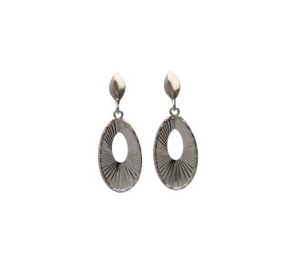 Eleganti Orecchini Donna in Oro 750 Pendenti, un gioiello di lusso perfetto per un'occasione speciale.