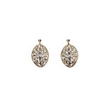 Eleganti Orecchini Donna in Oro 750 Pendenti, un gioiello di lusso per un'idea regalo preziosa.