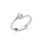 Anello Solitario Miluna con diamante da 0.25ct in oro bianco: un gioiello di diamanti preziosi per celebrare momenti speciali.