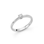 L'anello solitario Miluna con diamante in oro bianco: un gioiello di diamanti preziosi per celebrare momenti speciali.