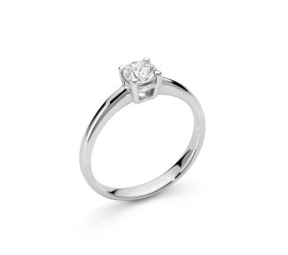 Anello Solitario Miluna in Oro Bianco con Diamante da 0.07ct: un gioiello di alta gioielleria, perfetto per un'idea regalo preziosa.