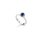 Anello Zaffiro Clesi in oro bianco con zaffiro ovale e diamanti