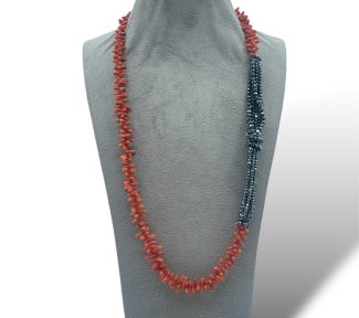 Splendida collana Corallo Sciacca con Ematite Silver, un gioiello made in italy di Patricia Oro Creations, perfetto per un'eleganza senza tempo.