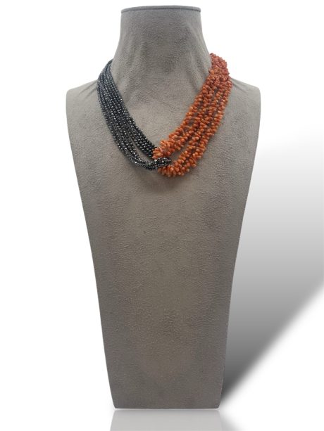 Collana in Corallo Sciacca con Ematite e Chiusura Argento 925