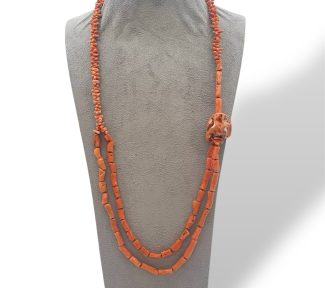 Splendida collana da donna in Corallo Sciacca di Patricia Oro Creations, un gioiello made in italy di alta gioielleria.