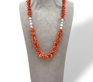 Splendida Collana Corallo Sciacca con Perle, un gioiello made in italy di Patricia Oro Creations, perfetto per un'idea regalo preziosa.